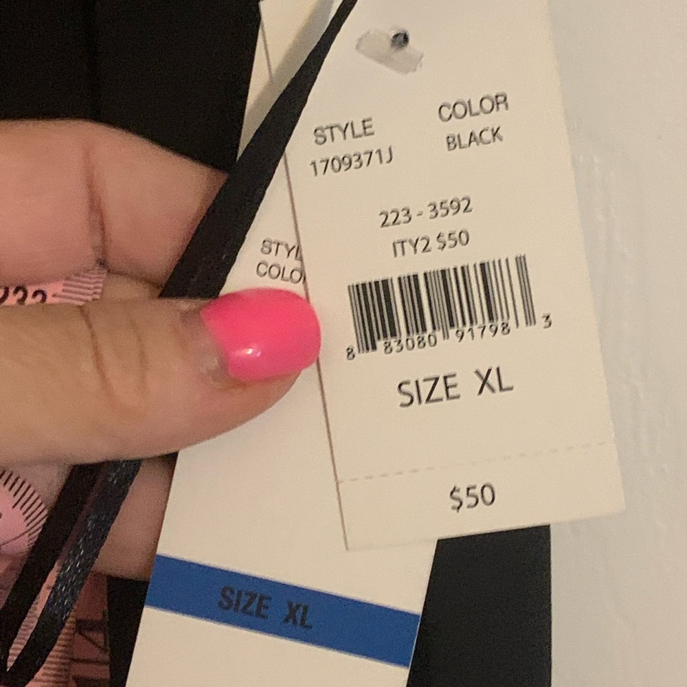 Black sleeveless short Dress